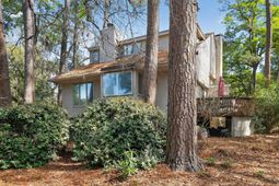 21 Bridgeport Lane photo 4