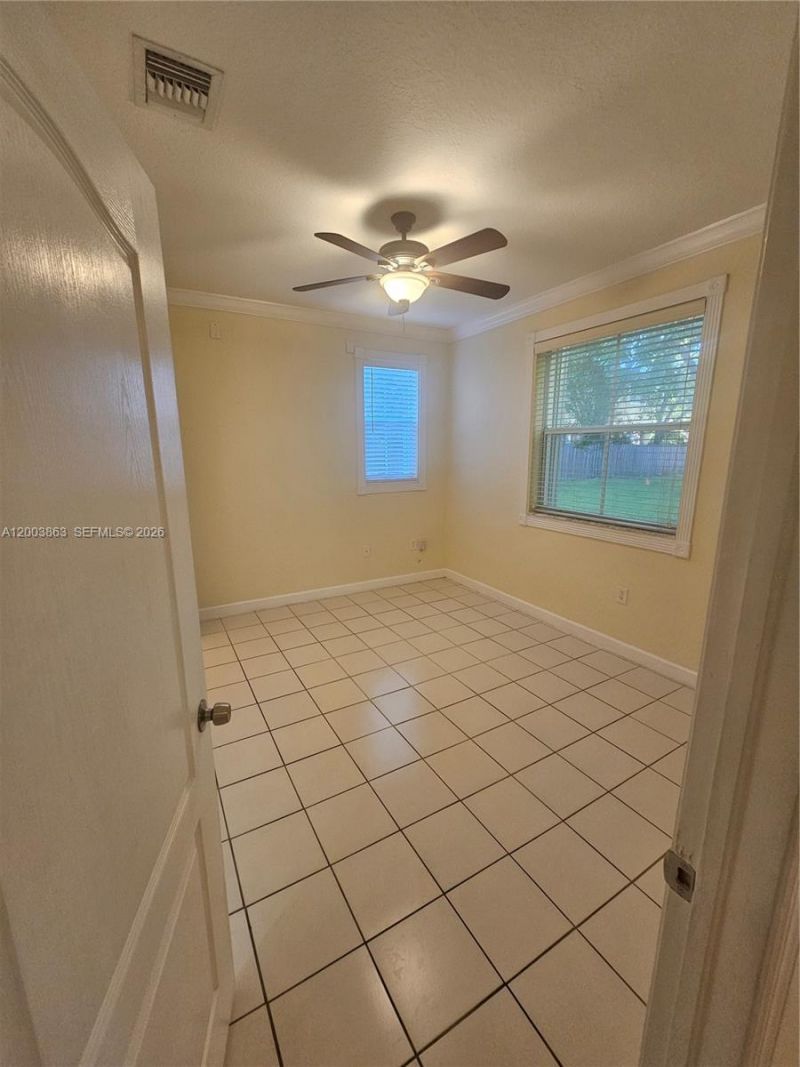 1543 SE 25th St , Unit 100, Homestead, FL 33035 Photo