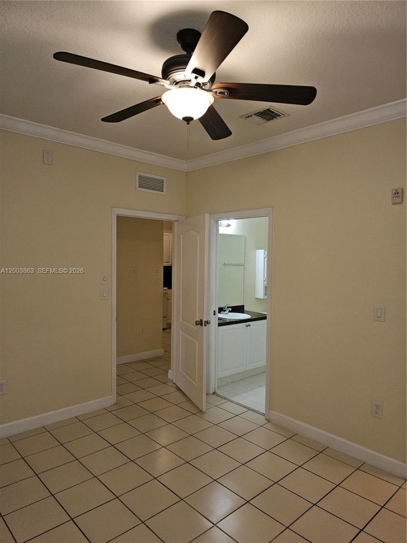 1543 SE 25th St , Unit 100, Homestead, FL 33035 Photo