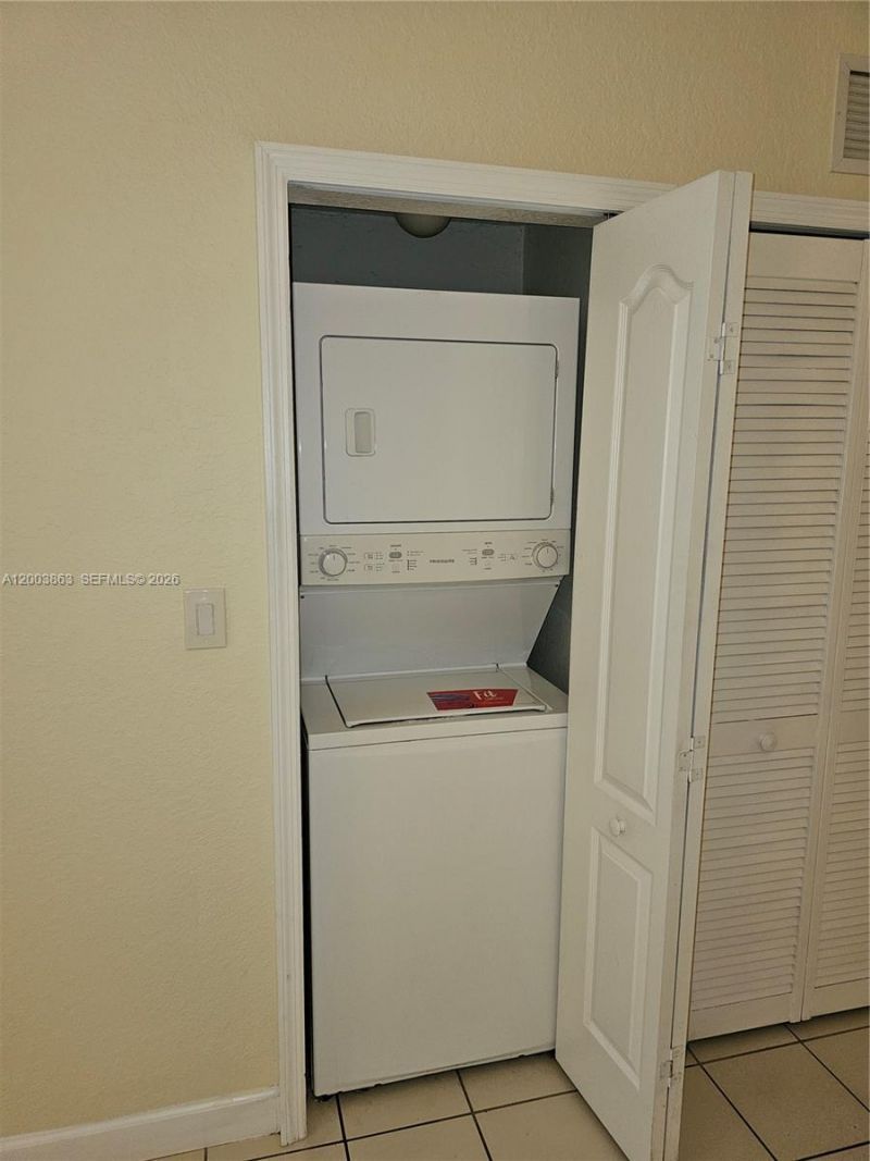 1543 SE 25th St , Unit 100, Homestead, FL 33035 Photo
