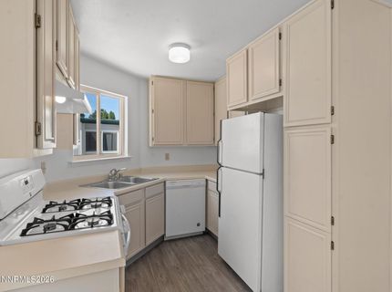 2655 Sycamore Glen Drive, Unit APT 1, Sparks, NV 89434 Photo