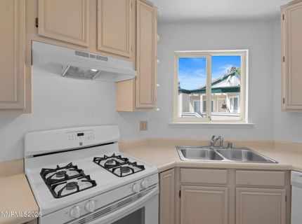 2655 Sycamore Glen Drive, Unit APT 1, Sparks, NV 89434 Photo