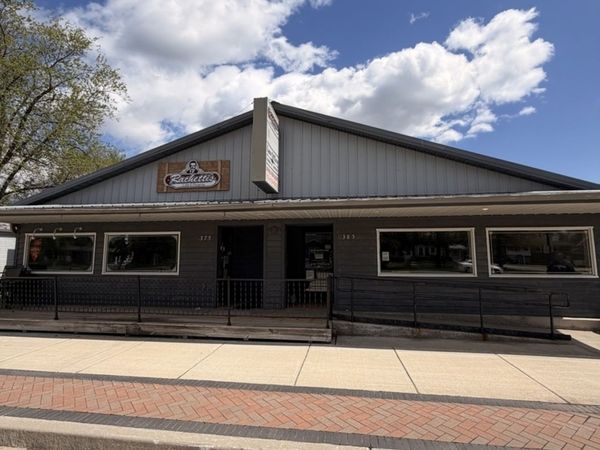 375 S Broadway Street , Coal City, IL 60416