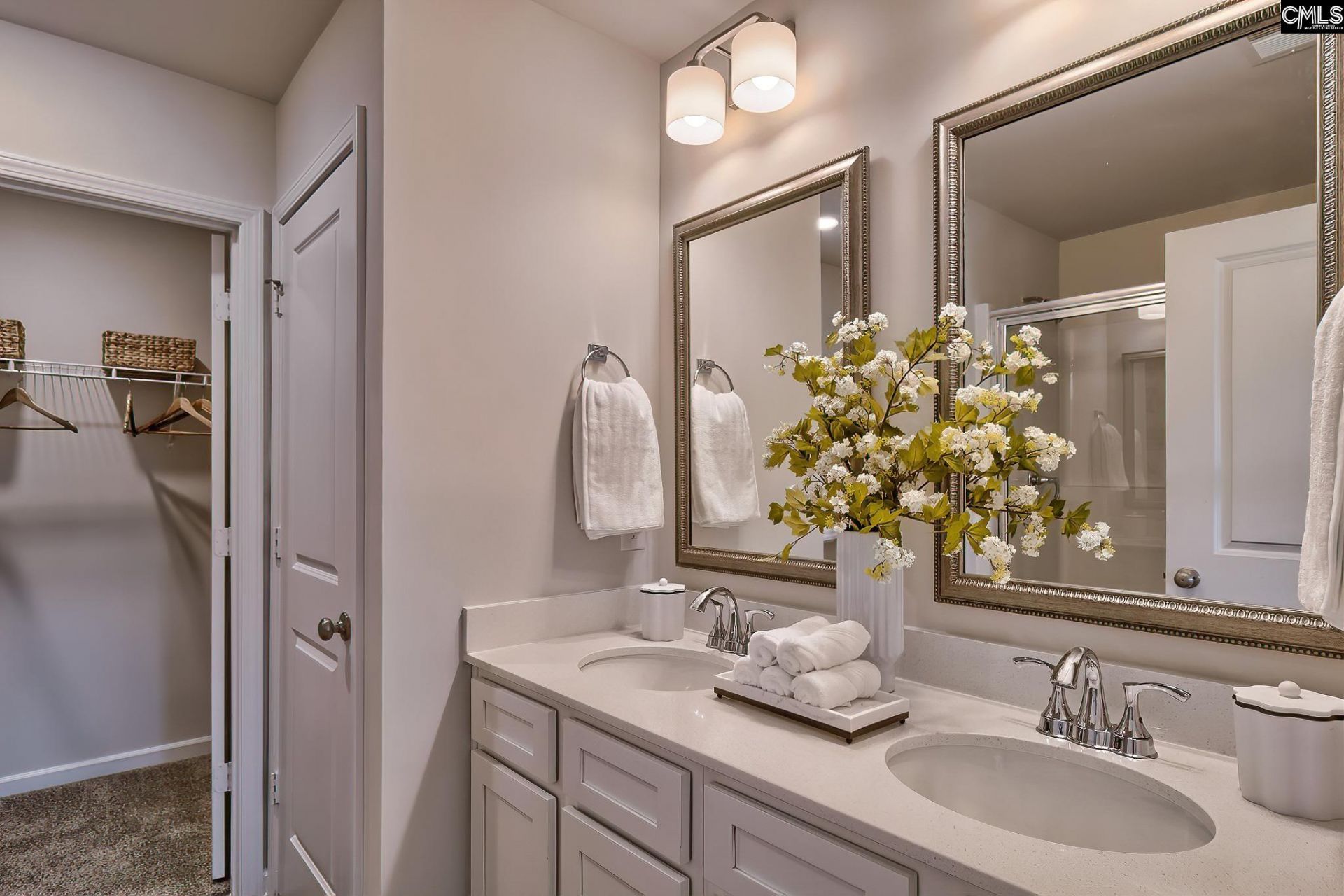 625 Corkscrew Lane  Photo 4