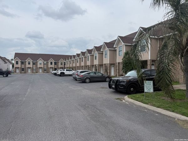 2218 TOURIST DR, Edinburg, TX 78539