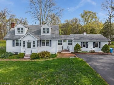 115 Barbertown Point Breeze, Kingwood, NJ 08825