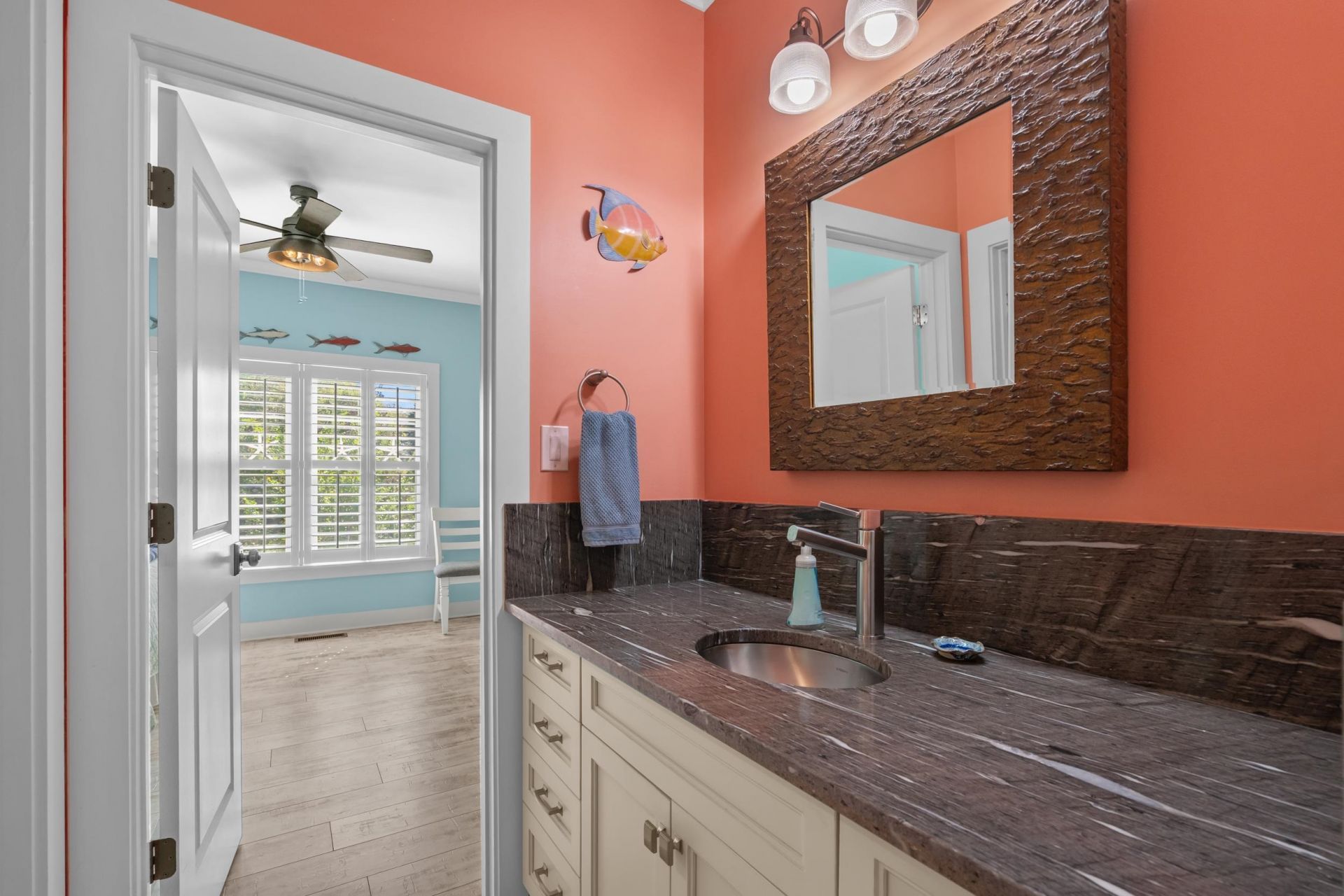 318 N Oak Dr.  Photo 19