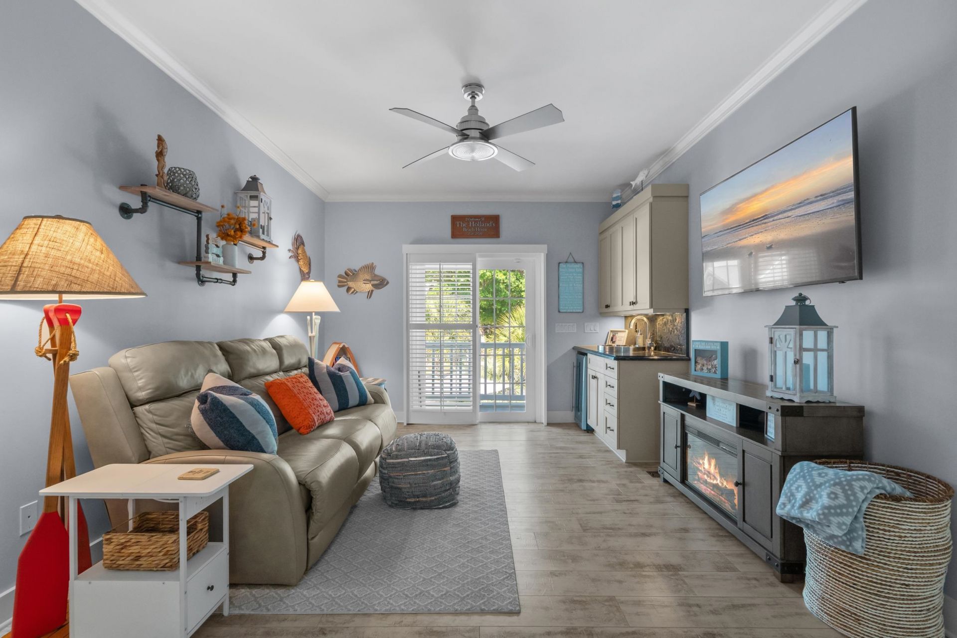 318 N Oak Dr.  Photo 21