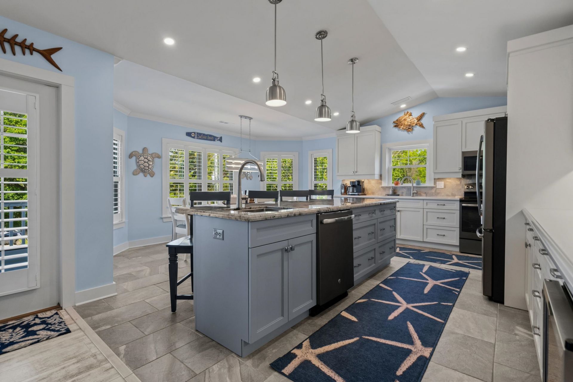 318 N Oak Dr.  Photo 35