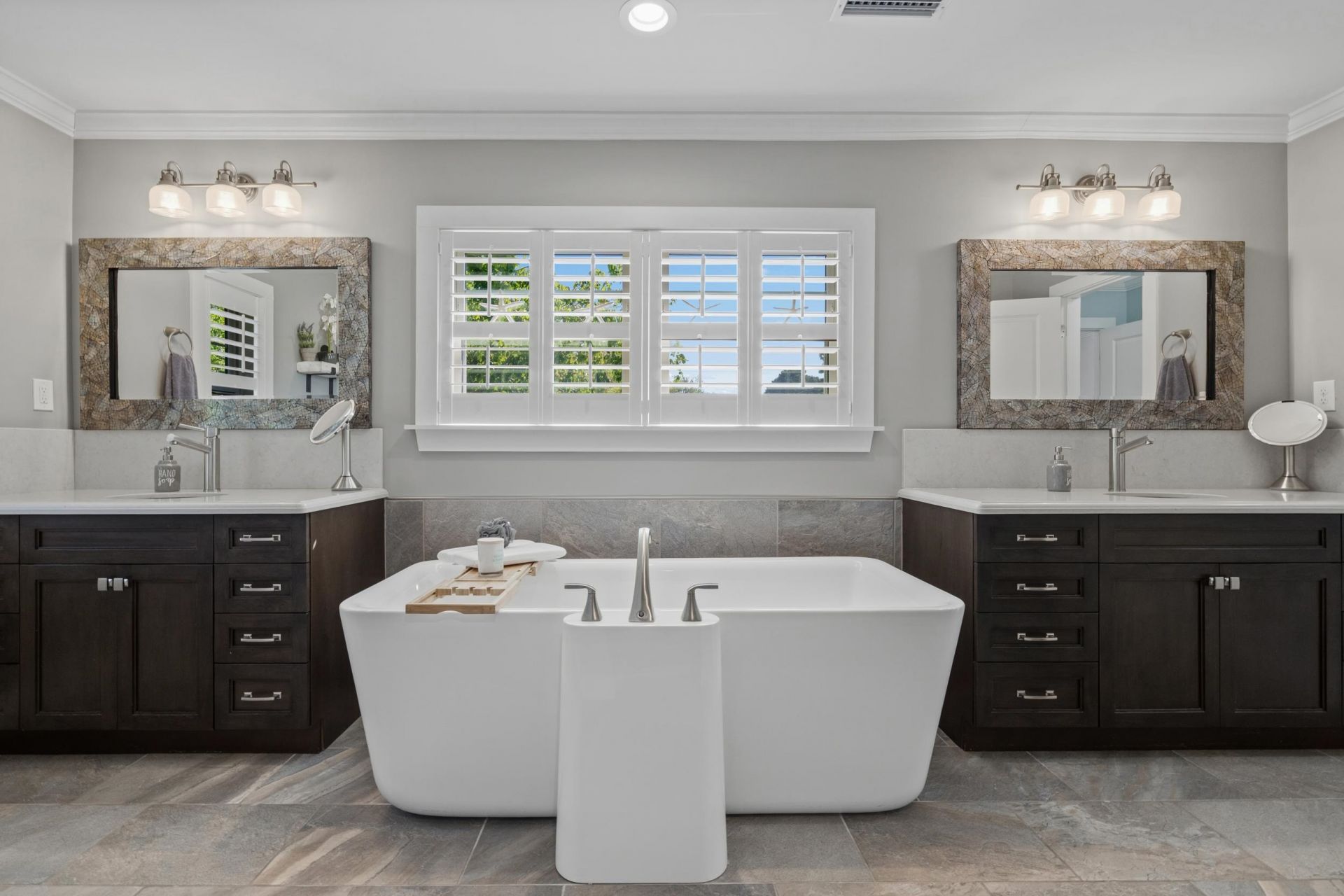 318 N Oak Dr.  Photo 47