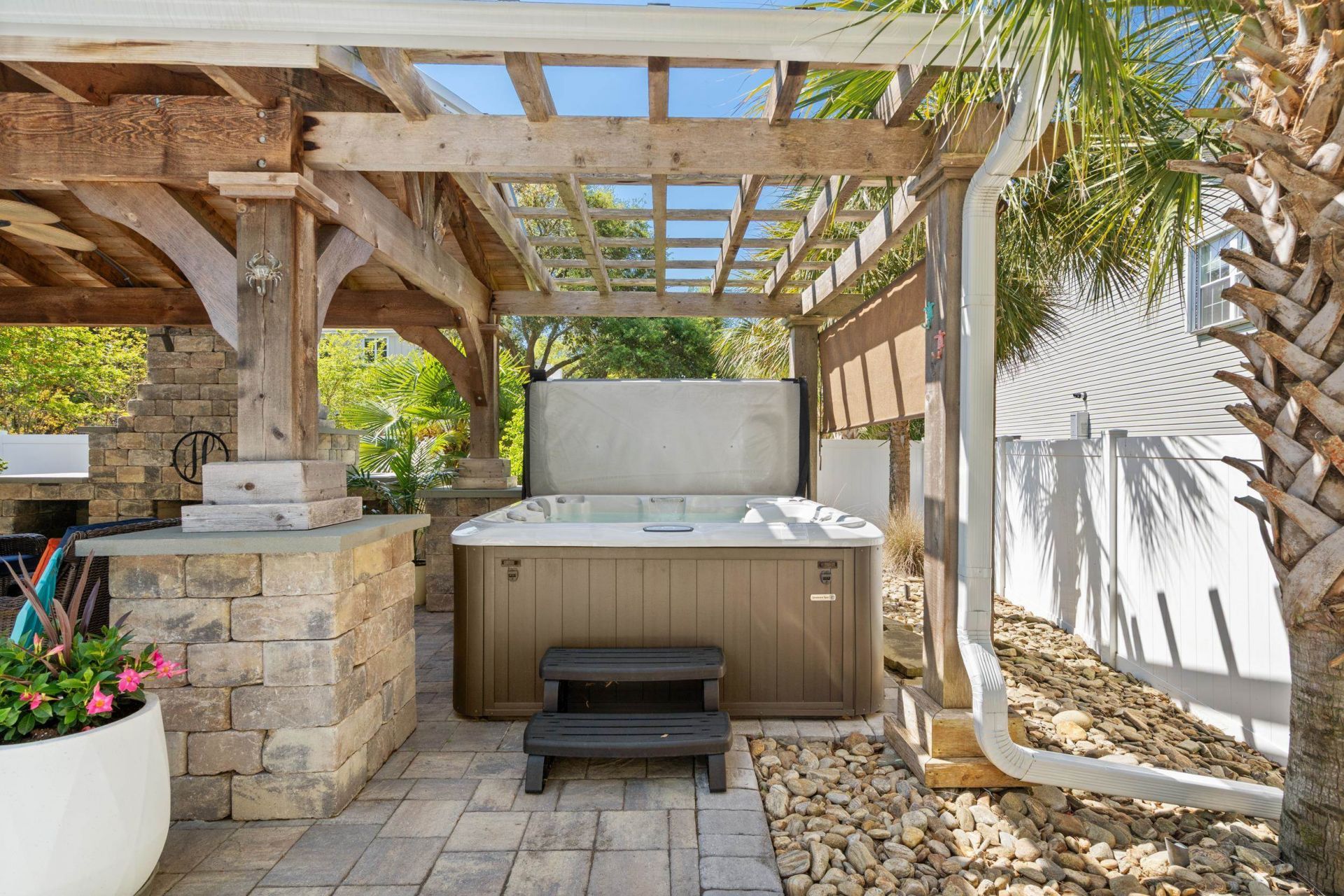 318 N Oak Dr.  Photo 60