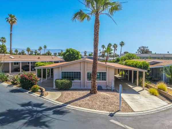 73450 Country Club Drive , Unit 18, Palm Desert, CA 92260