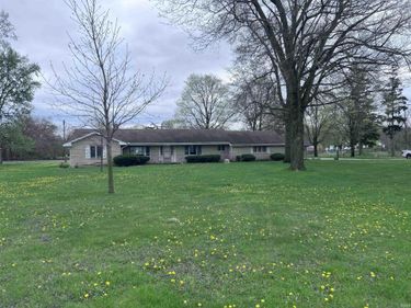 66464 State Road 15, Goshen, IN 46526