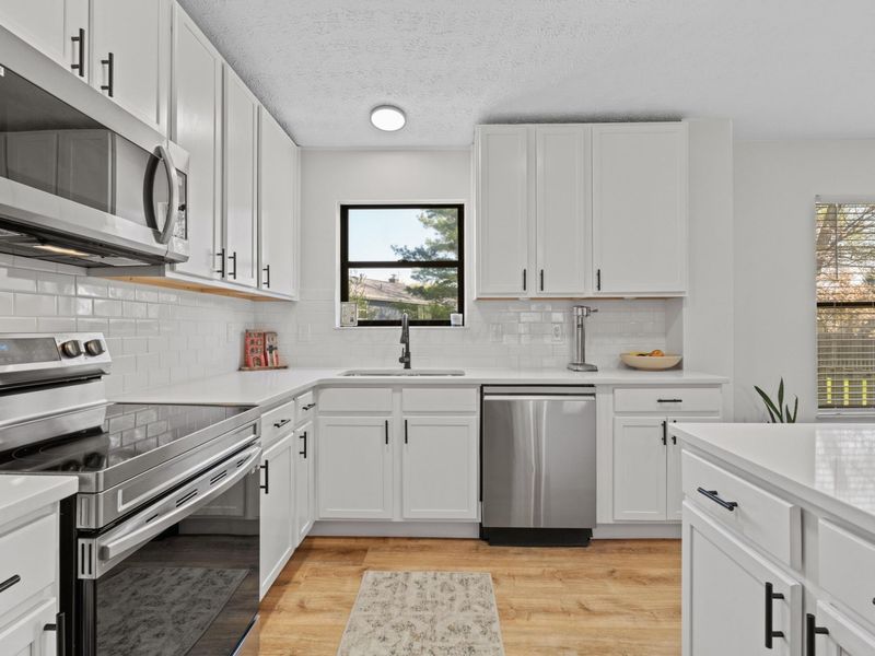 3696 Bushmill Falls, Columbus, OH 43221 Photo 14