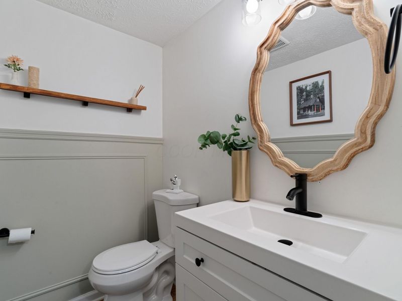 3696 Bushmill Falls, Columbus, OH 43221 Photo 22