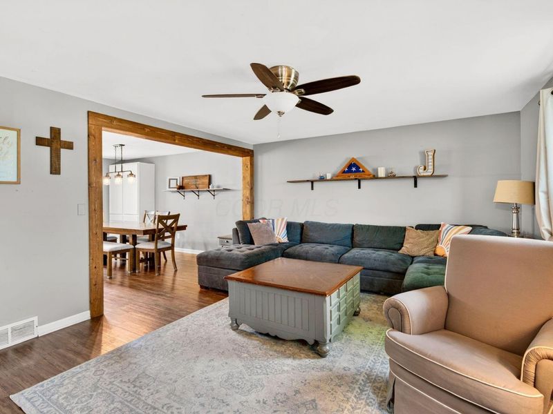 533 Glenmont Drive, Circleville, OH 43113 Photo 3