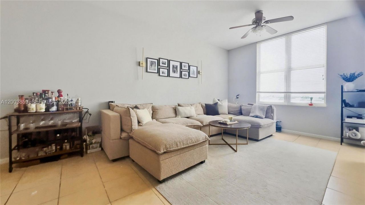 511 SE 5th Ave, Unit 611, Fort Lauderdale, FL 33301 Photo
