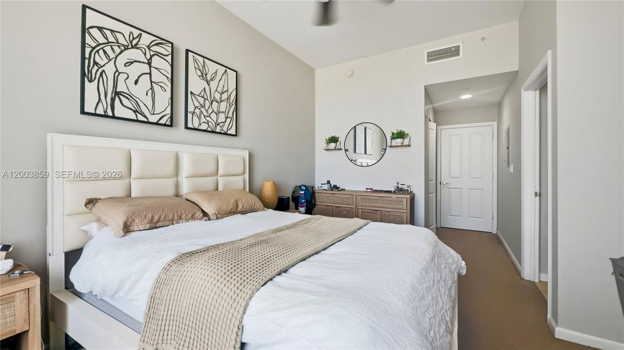 511 SE 5th Ave, Unit 611, Fort Lauderdale, FL 33301 Photo