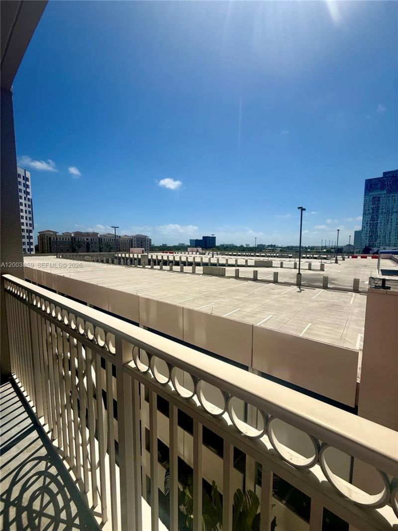 511 SE 5th Ave, Unit 611, Fort Lauderdale, FL 33301 Photo