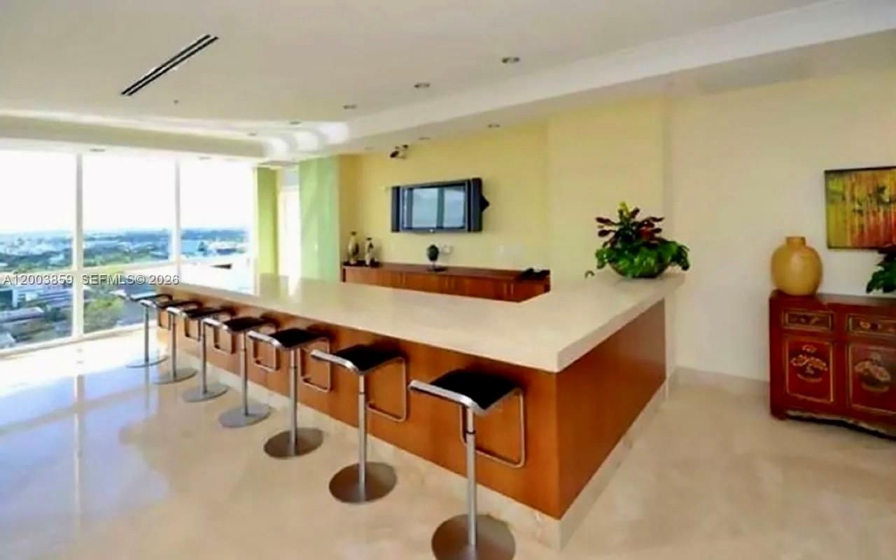 511 SE 5th Ave, Unit 611, Fort Lauderdale, FL 33301 Photo