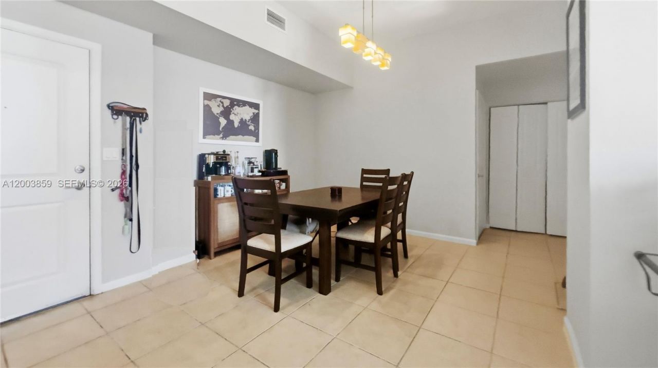 511 SE 5th Ave, Unit 611, Fort Lauderdale, FL 33301 Photo