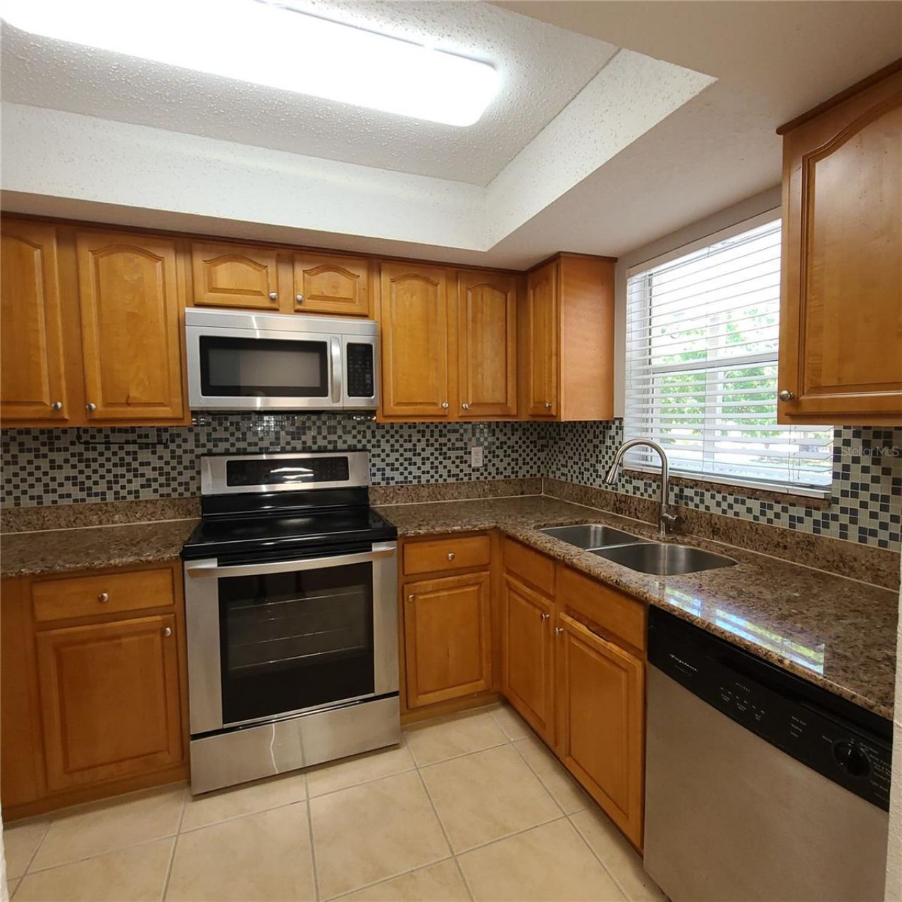 924 La Costa Circle, Unit 4, Sarasota, FL 34237 Photo