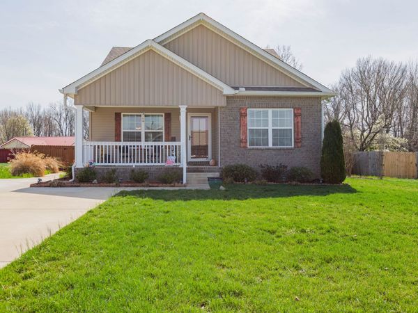 122 Thacker Dr, Portland, TN 37148