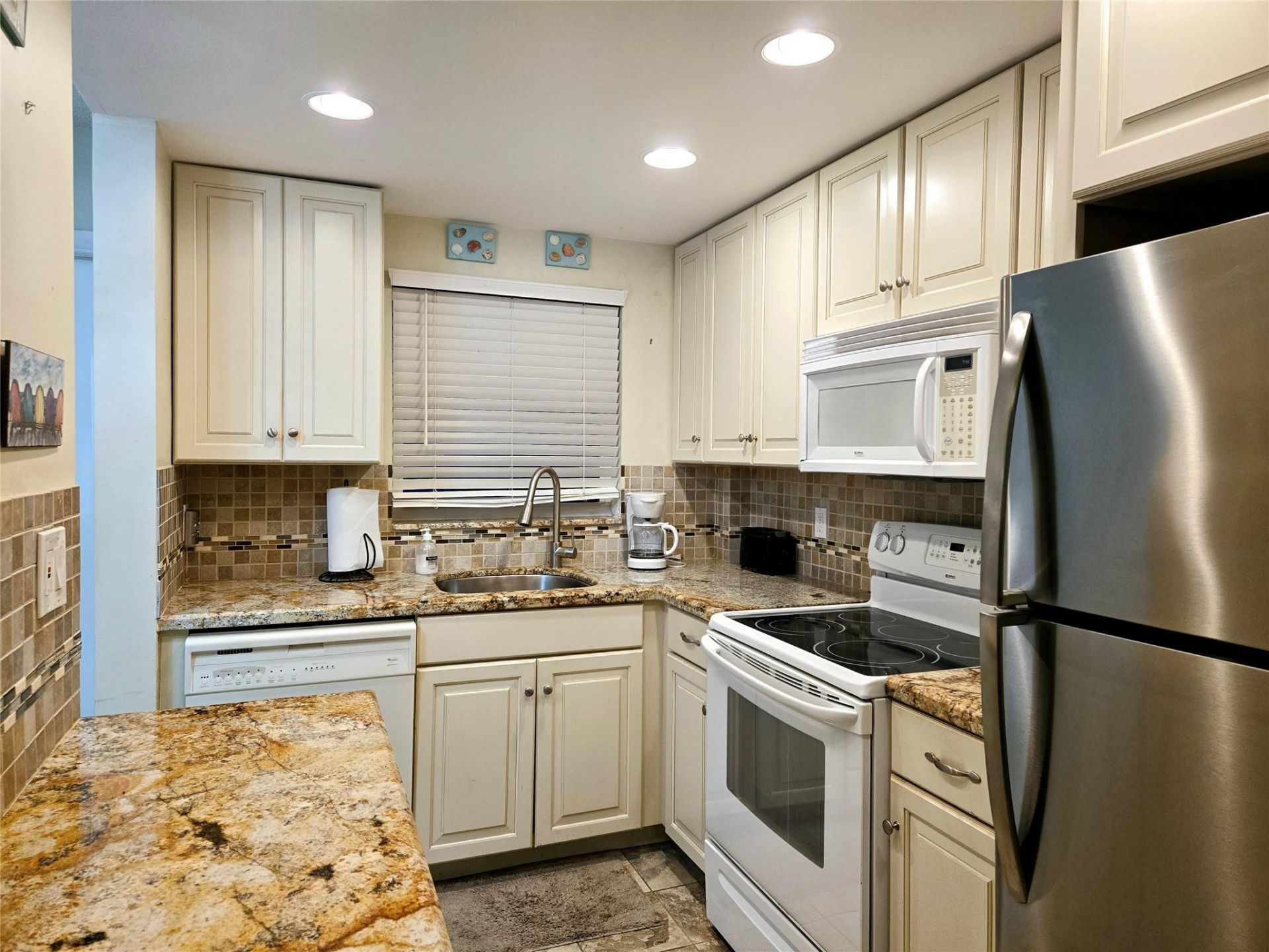 1161 Hillsboro Mile, Unit 506, Hillsboro Beach, FL 33062 Photo