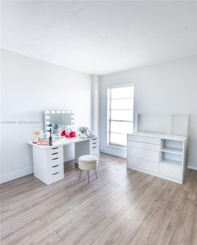 300 NW 42nd Ave , Unit 610, Miami, FL 33126 Photo