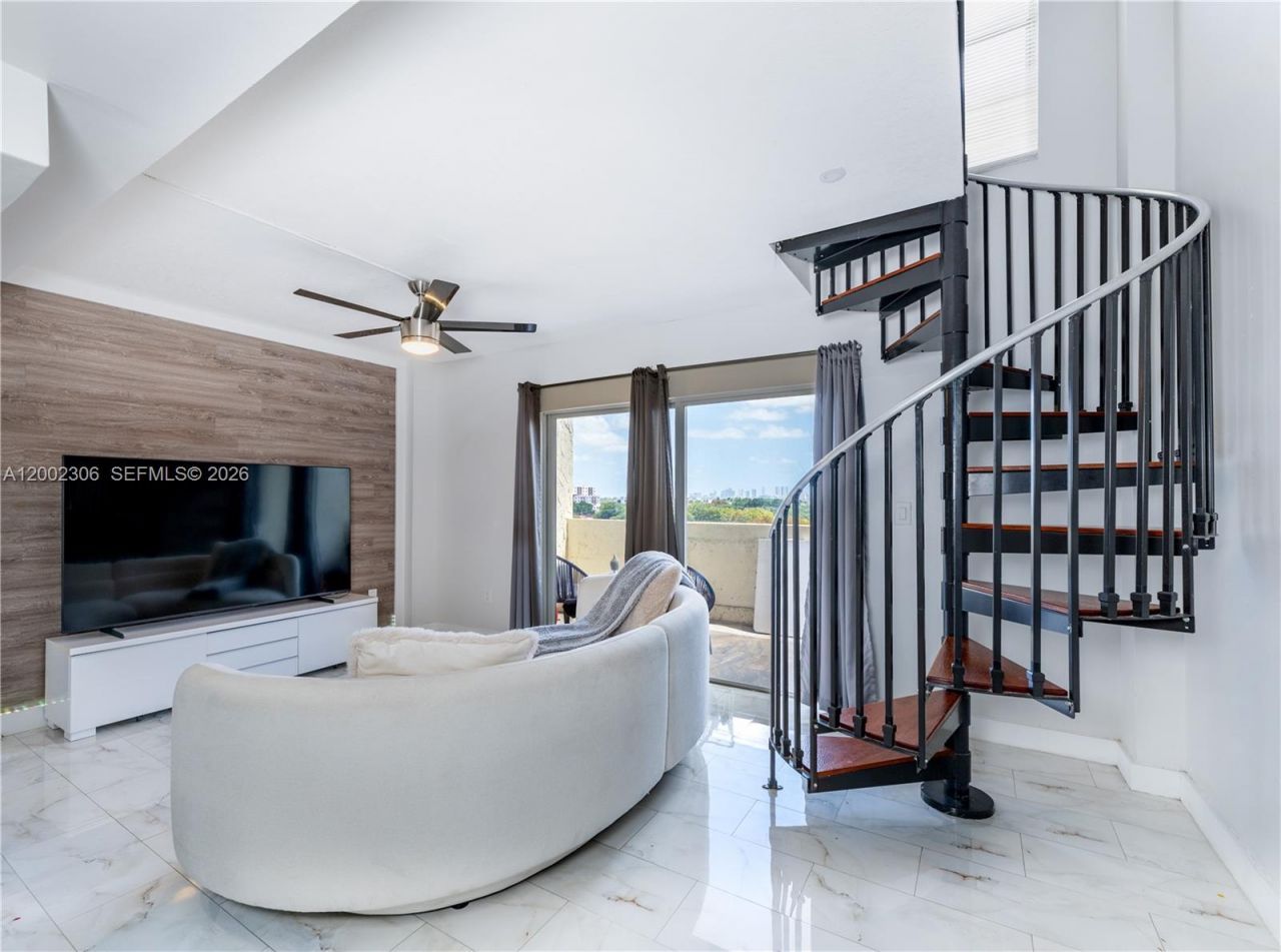 300 NW 42nd Ave , Unit 610, Miami, FL 33126 Photo