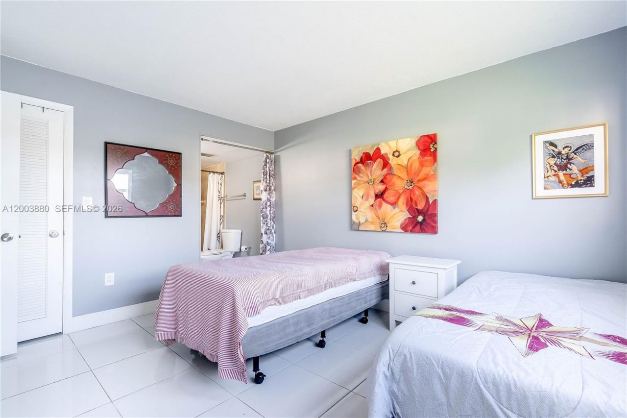 2811 N Pine Island Rd , Unit 109, Sunrise, FL 33322 Photo