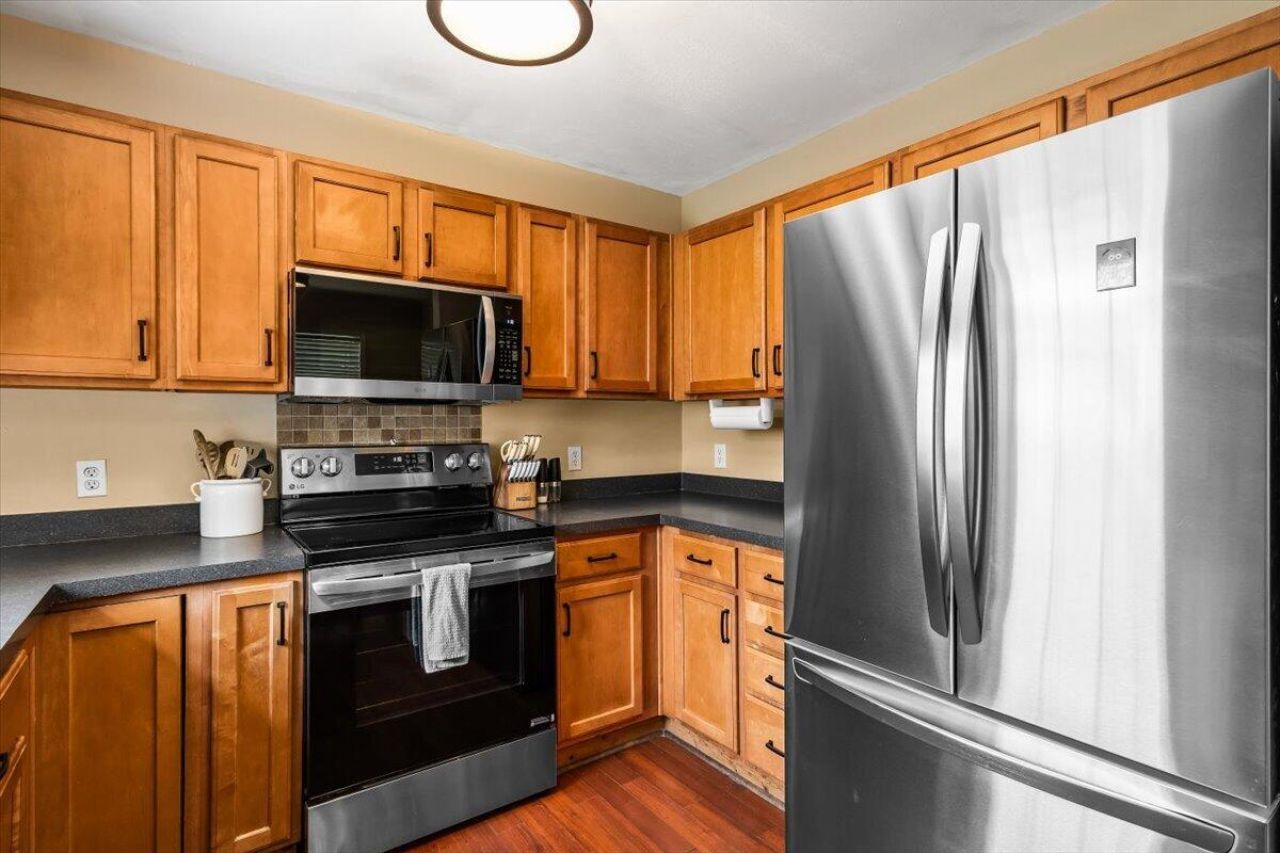 8766 Tigershark Avenue Photo 14