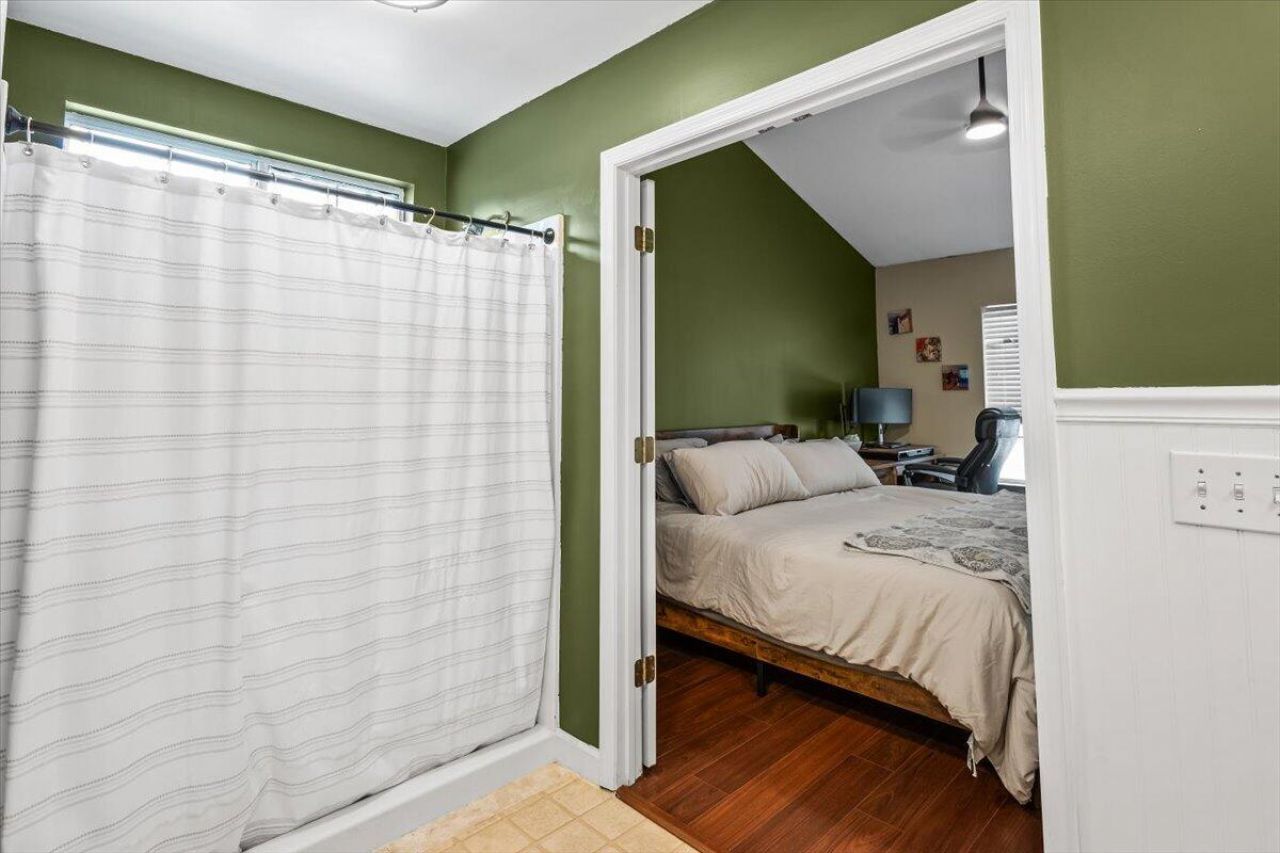 8766 Tigershark Avenue Photo 25