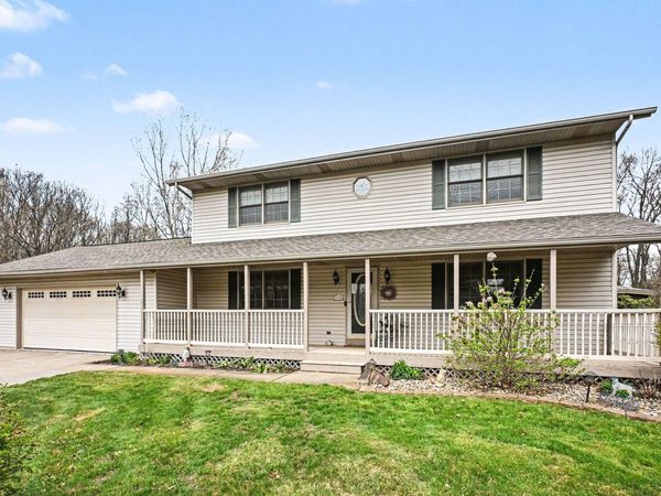 2698 N Van Gogh Drive, La Porte, IN 46350