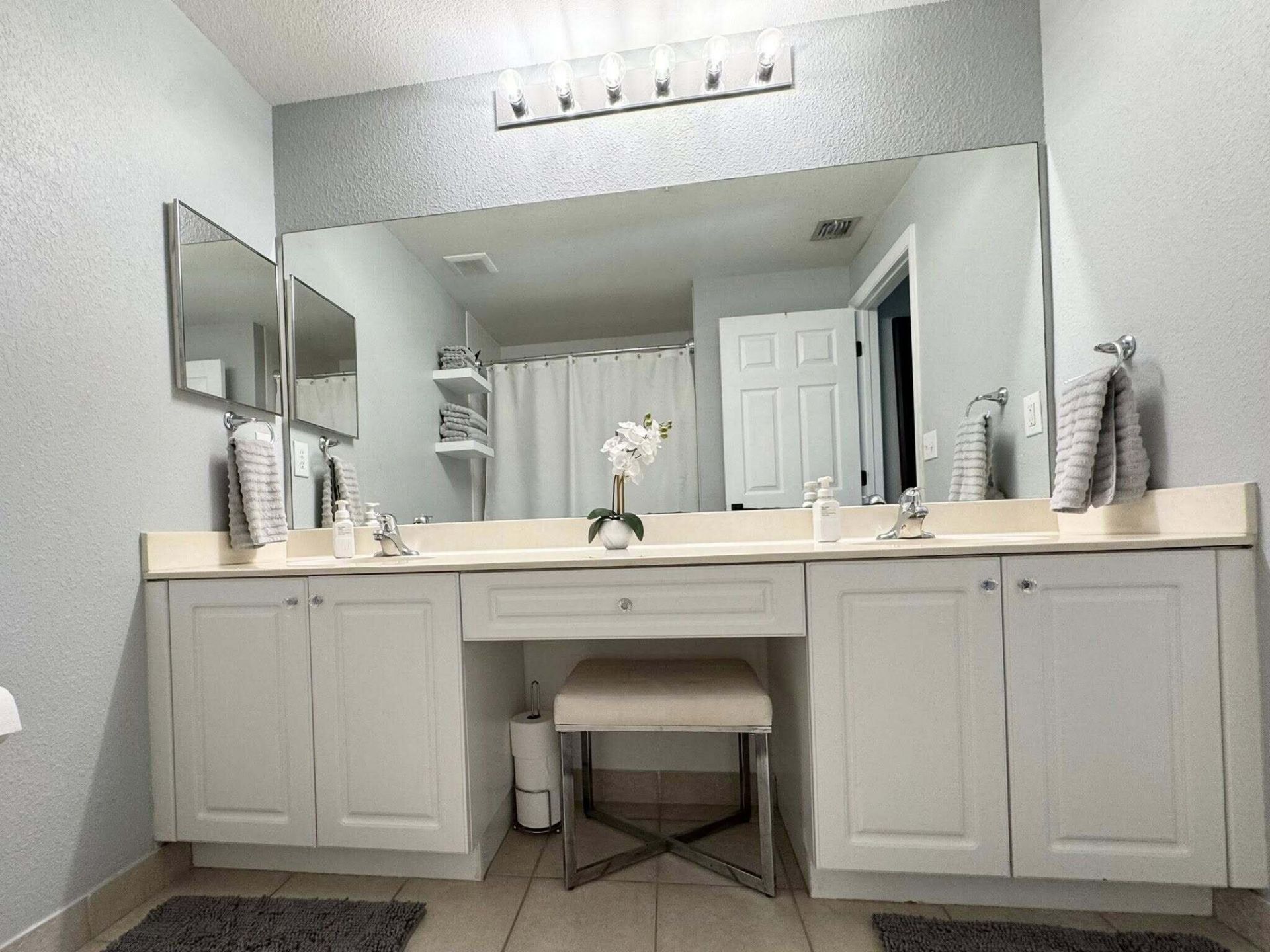 2808 Amalei Drive, Unit 110, Palm Beach Gardens, FL 33410 Photo