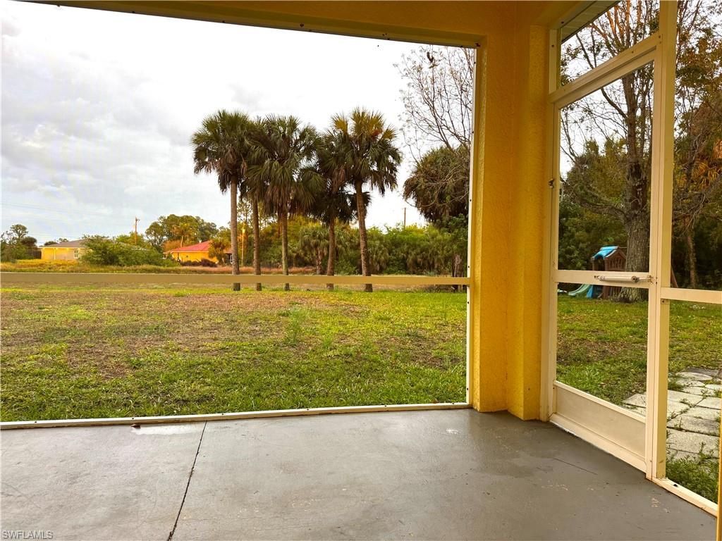 117 Shadow Lakes Dr , Lehigh Acres, FL 33974 Photo