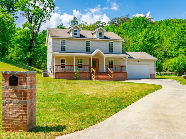 957 Lower Mill Rd Road, Hixson, TN 37343