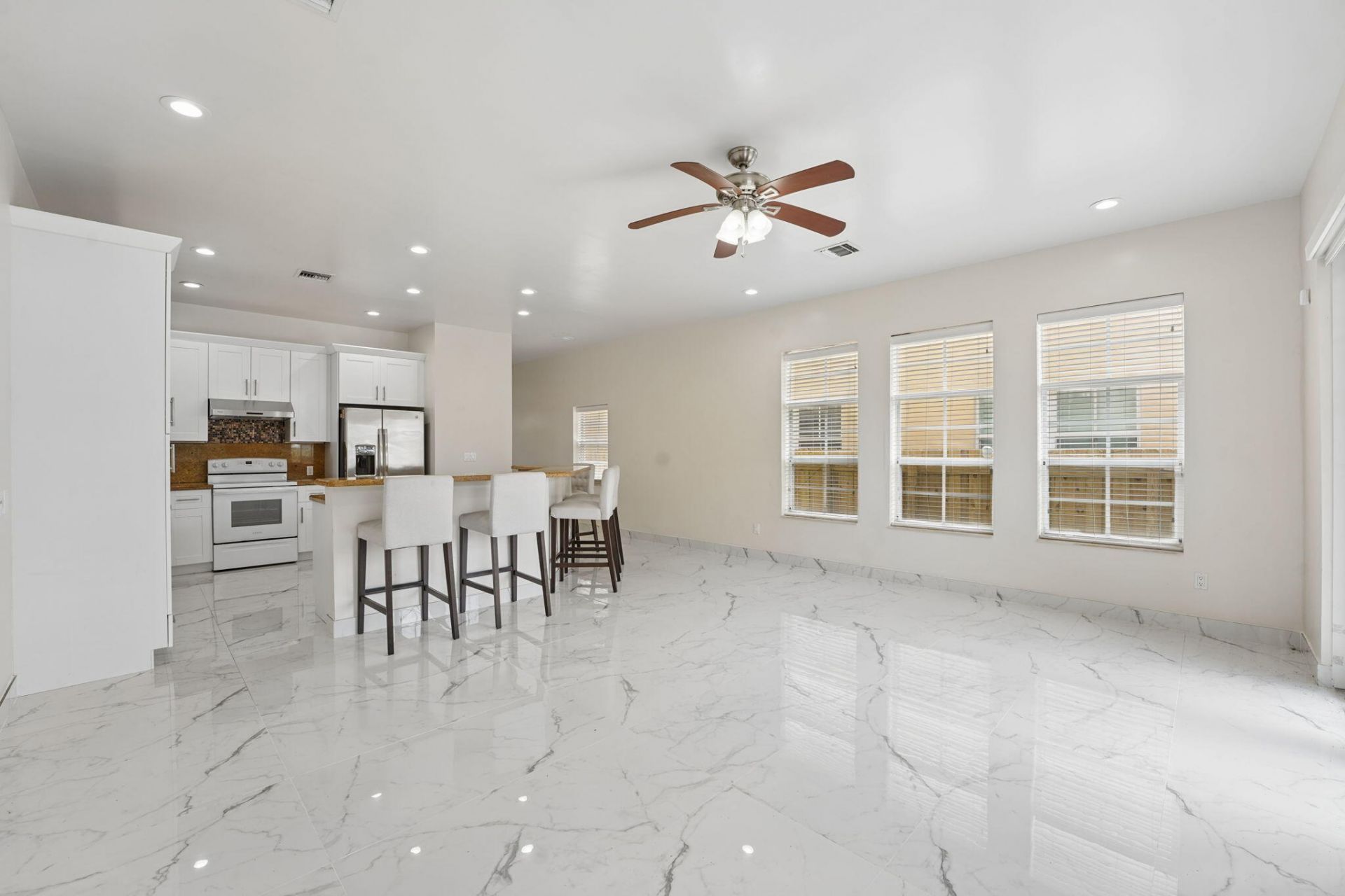 819 SW 7th Avenue, Fort Lauderdale, FL 33315 Photo