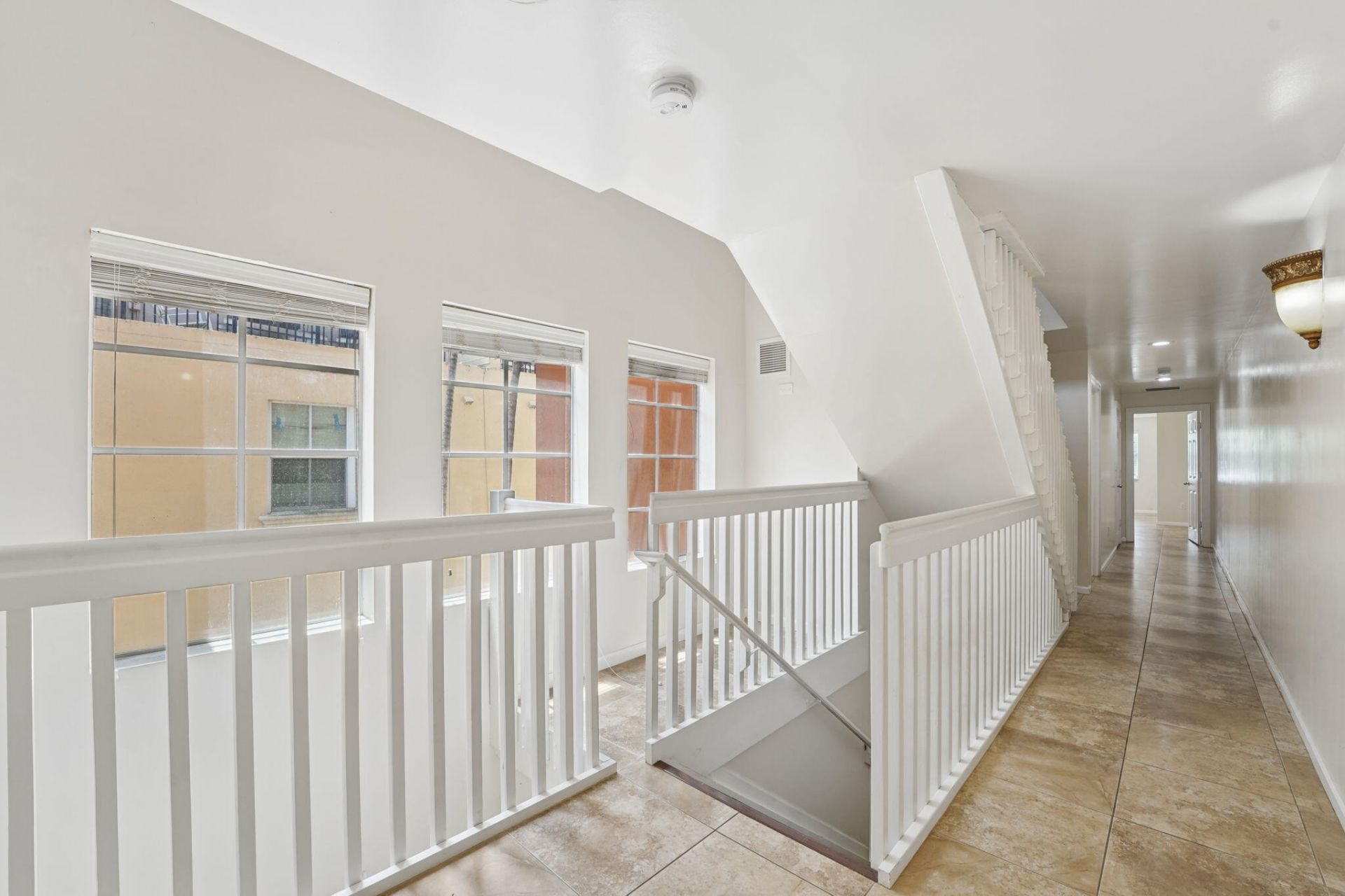 819 SW 7th Avenue, Fort Lauderdale, FL 33315 Photo