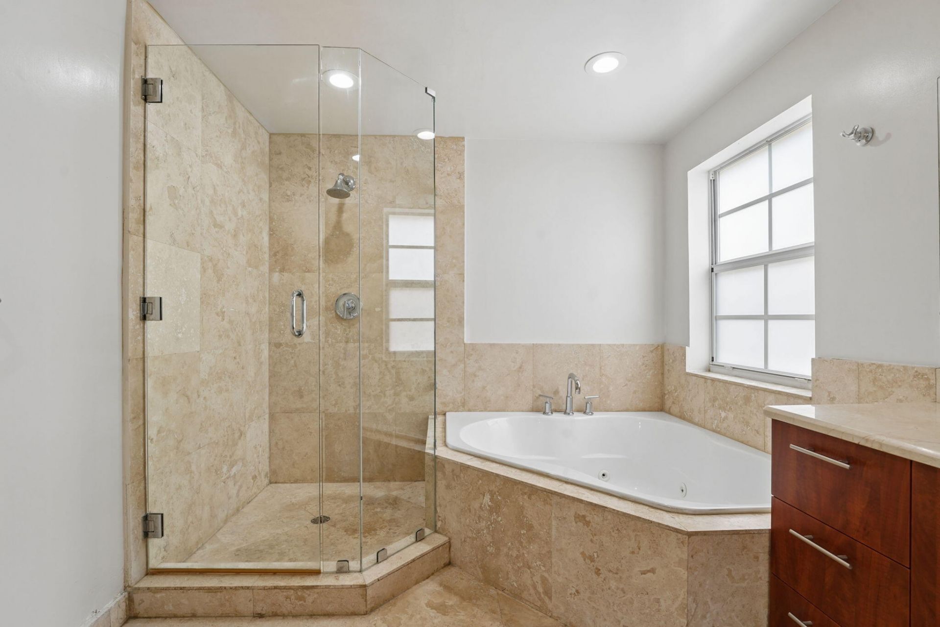 819 SW 7th Avenue, Fort Lauderdale, FL 33315 Photo
