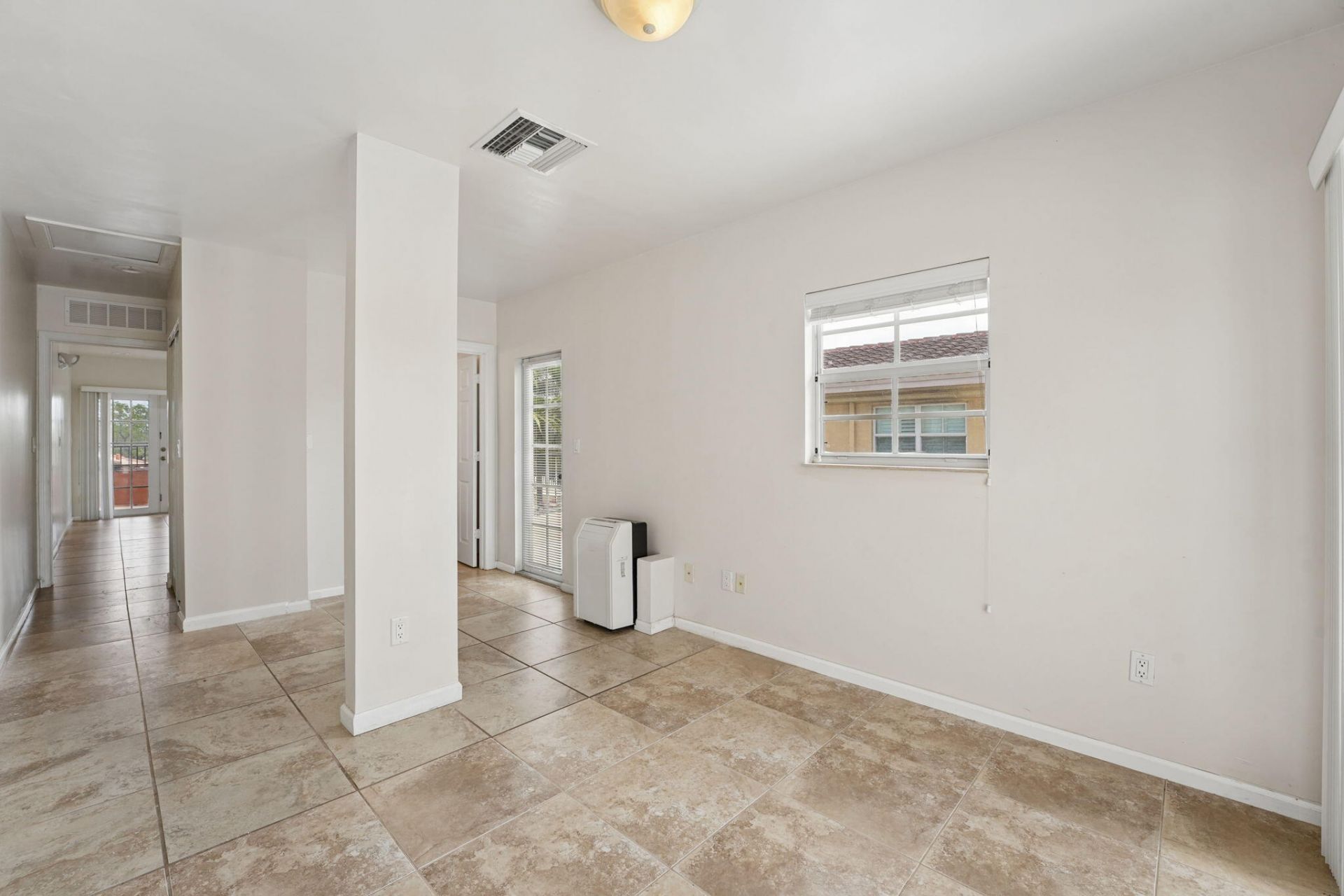 819 SW 7th Avenue, Fort Lauderdale, FL 33315 Photo
