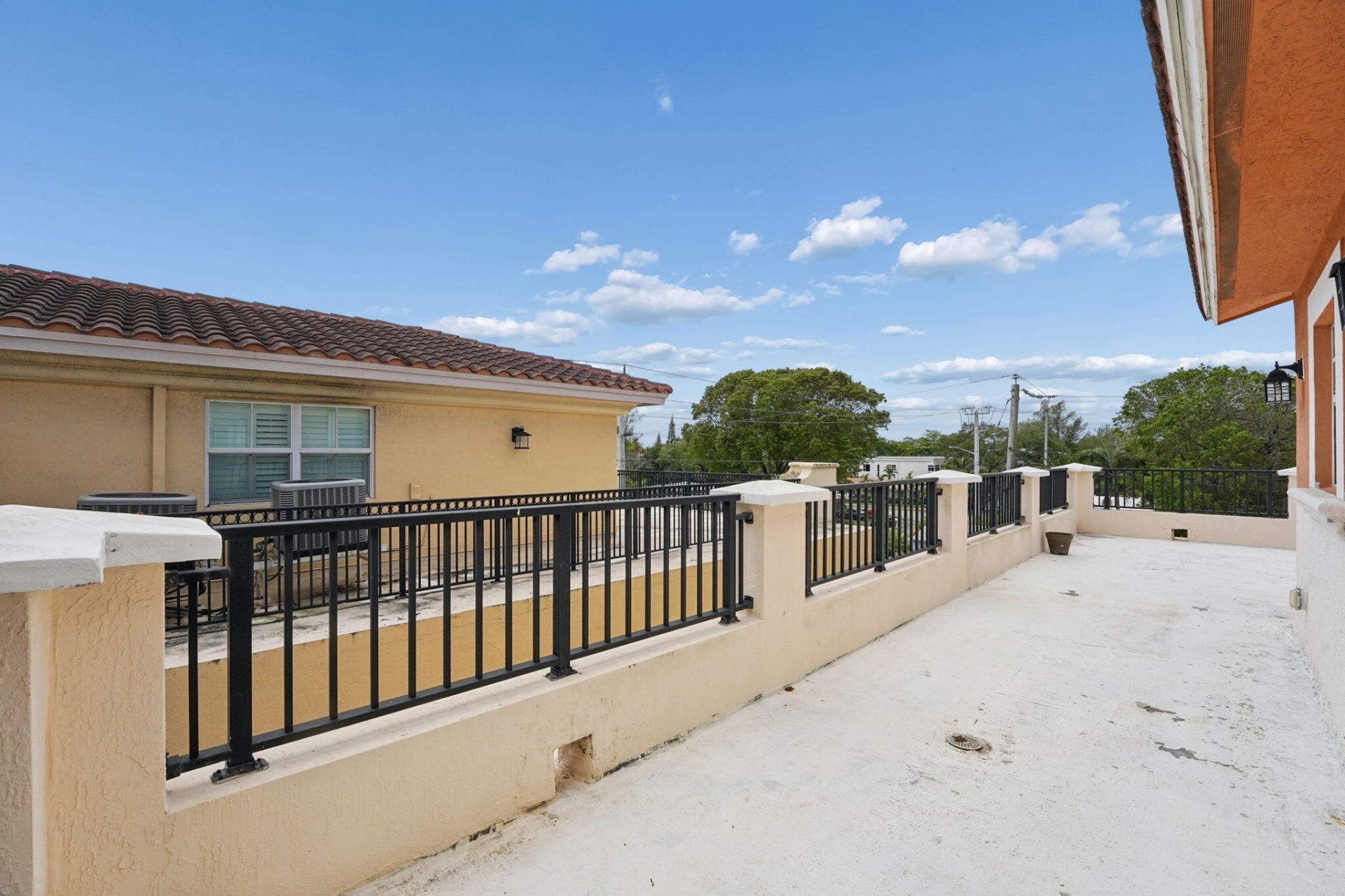 819 SW 7th Avenue, Fort Lauderdale, FL 33315 Photo