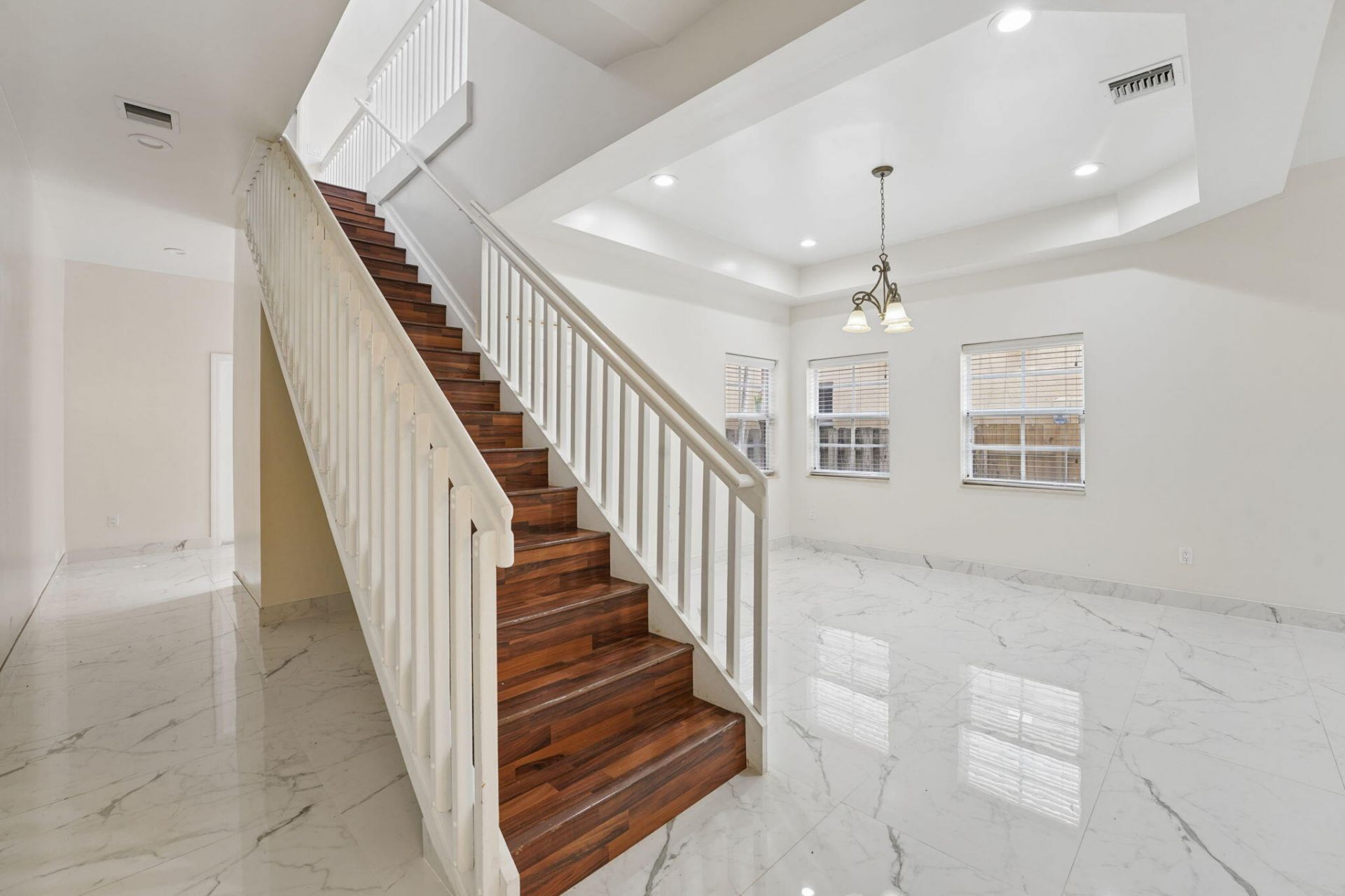 819 SW 7th Avenue, Fort Lauderdale, FL 33315 Photo