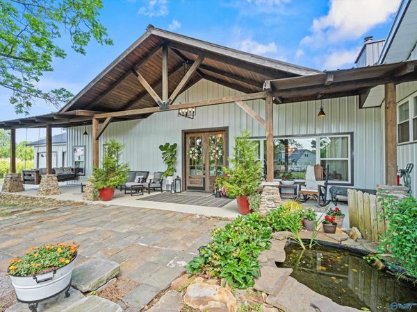 525 County Road 1240, Vinemont, AL 35179