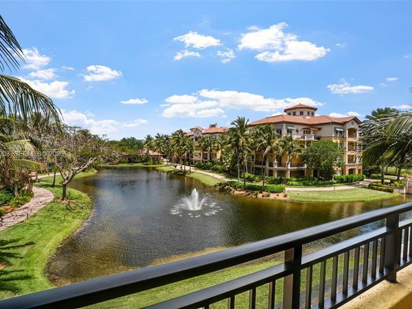 16102 Emerald Estates Dr , Unit 210, Weston, FL 33331