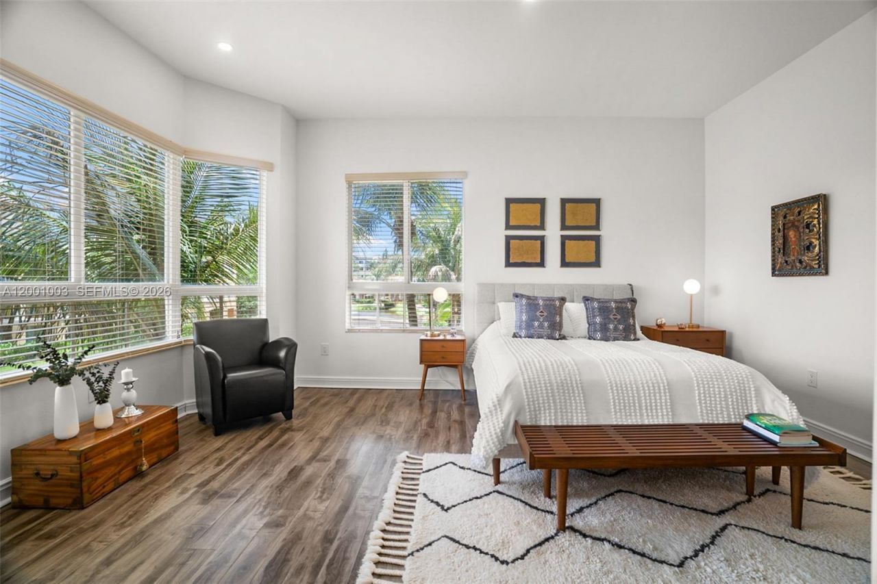 16102 Emerald Estates Dr , Unit 210, Weston, FL 33331 Photo