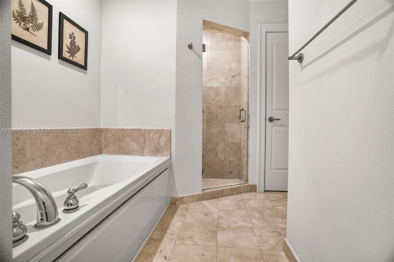 16102 Emerald Estates Dr , Unit 210, Weston, FL 33331 Photo