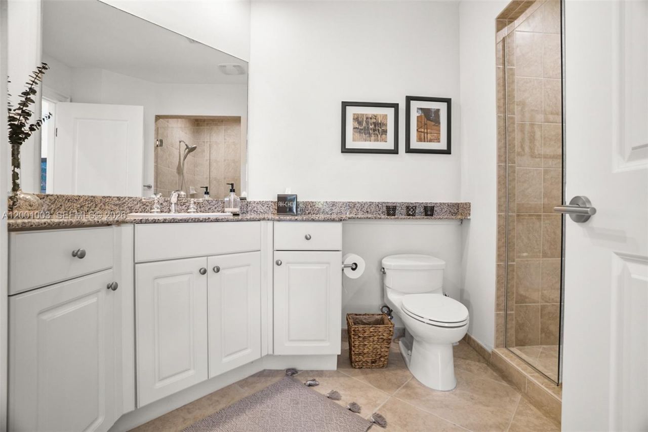 16102 Emerald Estates Dr , Unit 210, Weston, FL 33331 Photo