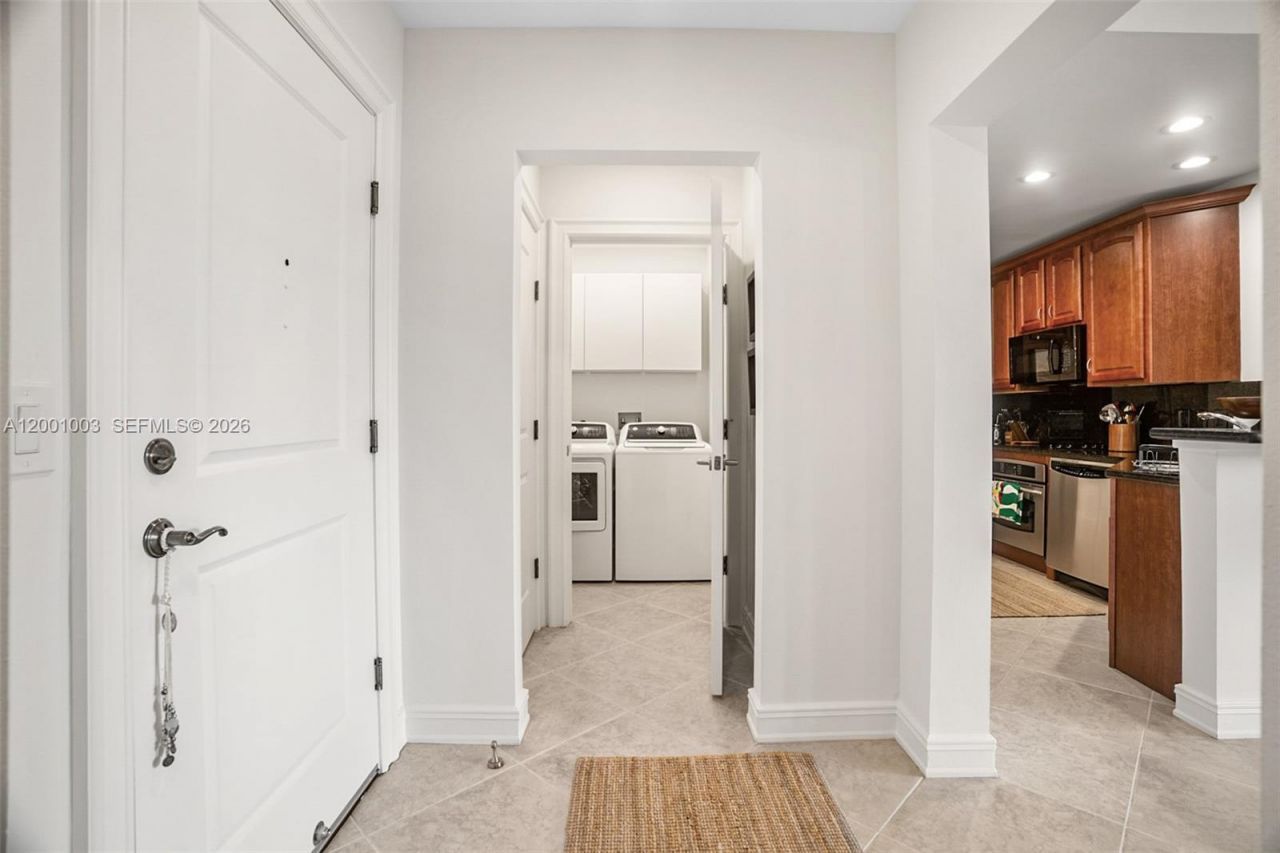 16102 Emerald Estates Dr , Unit 210, Weston, FL 33331 Photo