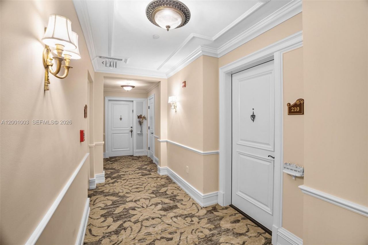 16102 Emerald Estates Dr , Unit 210, Weston, FL 33331 Photo